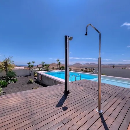 Villa El Erizo - Pool By Lanzarote Nazaret