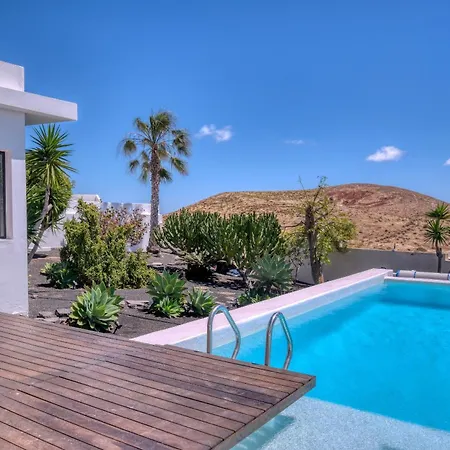 El Erizo - Pool By Lanzarote Villa *