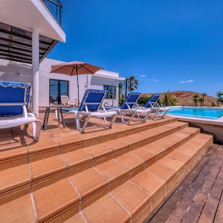 Villa El Erizo - Pool By Lanzarote