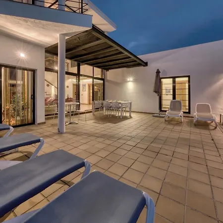 Villa El Erizo - Pool By Lanzarote